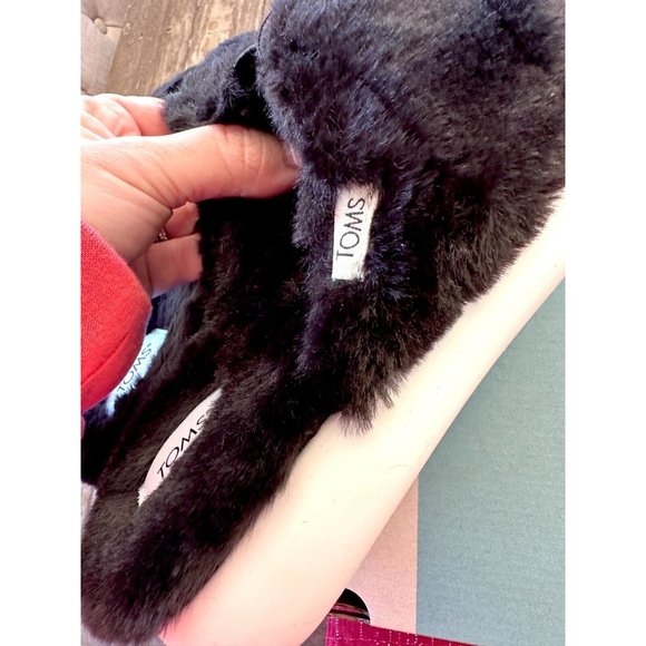 Toms Alpargata Mallow Mule Fluff Slippers Black Faux Fur Women's NEW Siz… - Picture 8 of 10